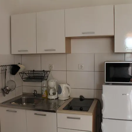Kalac Apartment Vir